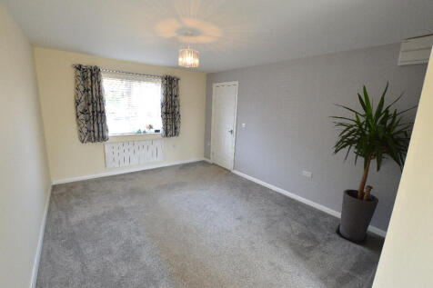Family Room / Bed 4
