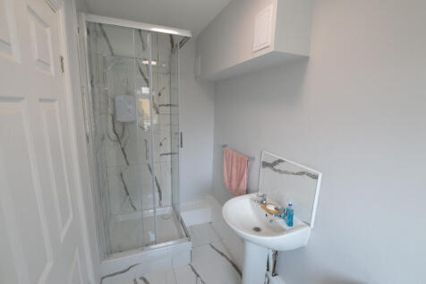 En-Suite Shower