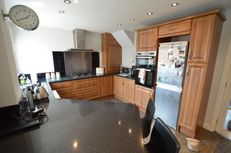 Fitted Kitchen