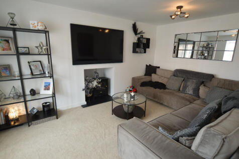Formal Lounge