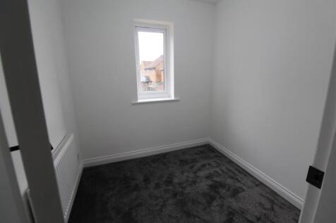 Bedroom 3.JPG