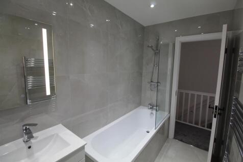 Bathroom.JPG
