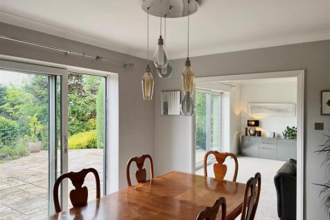 dining room.jpg