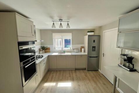 kitchen new.jpg