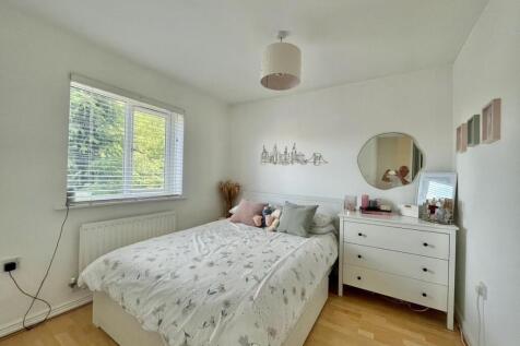 bedroom new.jpg