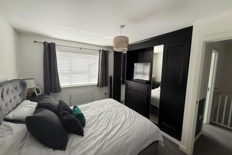bed 1 aa.jpg