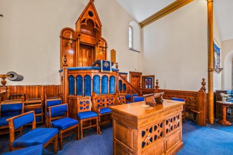 Property Image 4