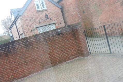 rear gated patio garden/parking