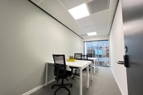 Office 124.jpg