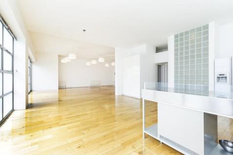 Unit 10  17 Palmers Road 8.jpg