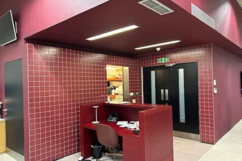 2nd floor front 6.jpg