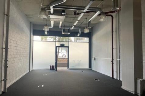 Nove 2025  photo 2.jpg