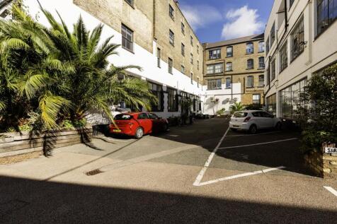 Canonbury Yard 29.jpg
