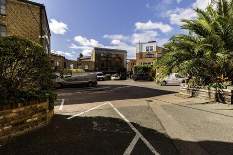 Canonbury Yard 30.jpg