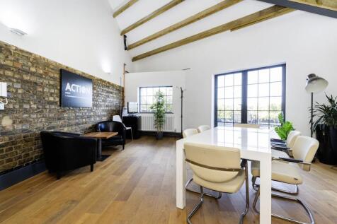 Canonbury Yard 19.jpg