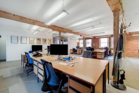 16_Main Office 20.jpg