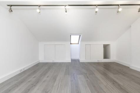 SUITE 8 Islington House 2.jpg