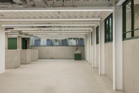 LowRes_Billy Bolton_HUT_Drill Hall_106.jpg
