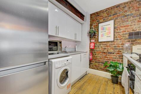 Kitchen 3.jpg