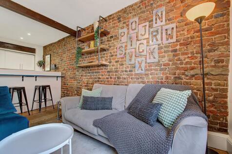 living room 3 _H0A0714_5_6_7_8.jpg