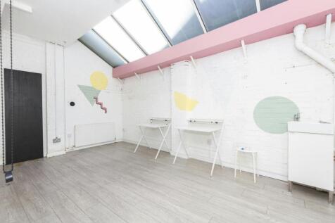 1583a69de4f9fa719ee1291506bf3c2058 Crown Works 0