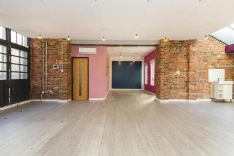 881767328f635fcaf786cc88ace87ad658 Crown Works 0