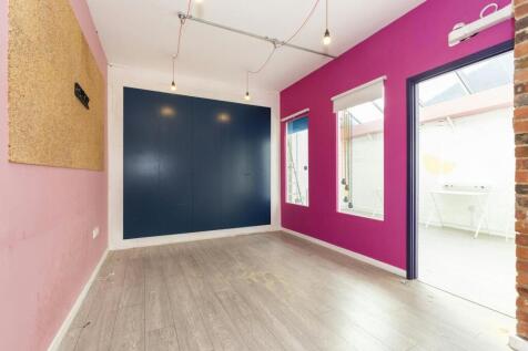 97fae3f11e4f18624cb8ec7b94da0fe758 Crown Works 0