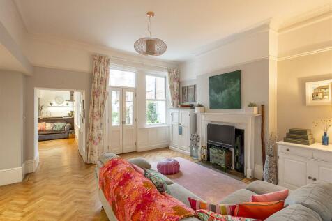 Dining Room/Snug