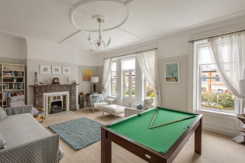 Drawing Room / Principle Bedroom
