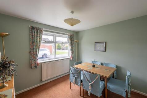 Bedroom / Dining Room