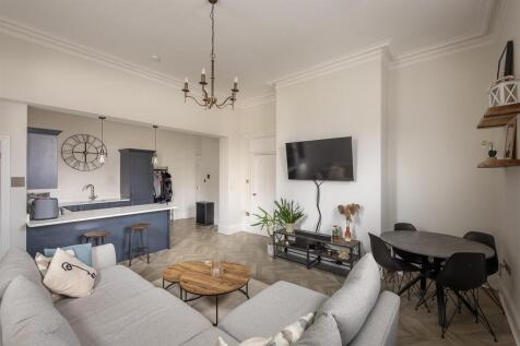 Open Plan Reception