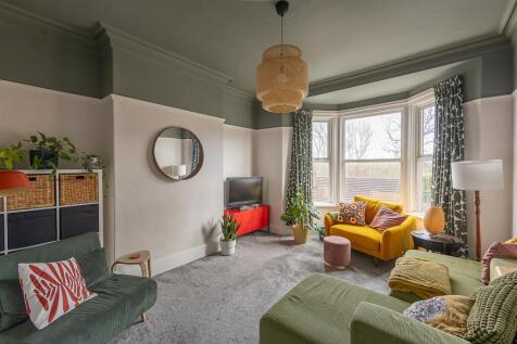 Reception / Bedroom