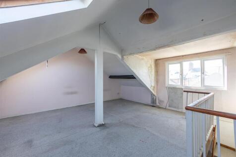 Light Loft Storage