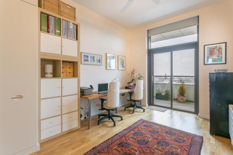 Bedroom Three/Study