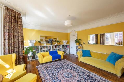 Drawing Room / Bedroom 1