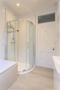 1st Floor Bathroom