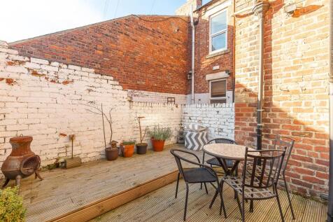 Private Rear Yard