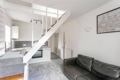 Kitchen/Reception