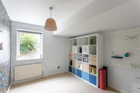 Bedroom/Study