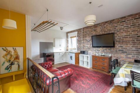 Open Plan Lounge/Kitchen