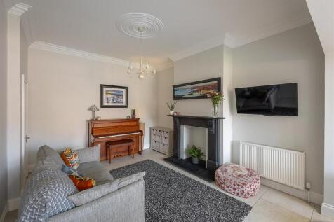 Kitchen/Diner &amp; Family Room