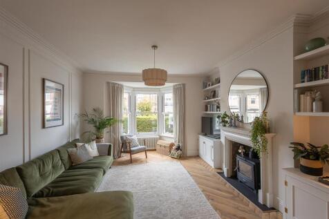 Open Plan Reception