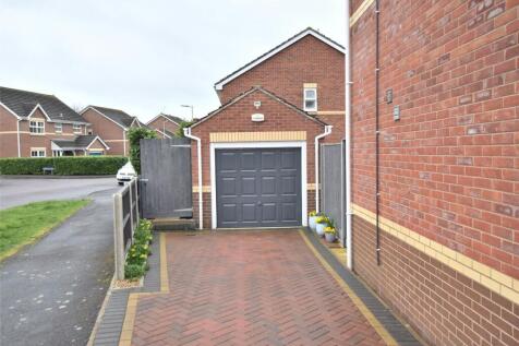 Garage &amp; Driveway