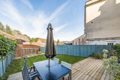 1358960-3-68da933...