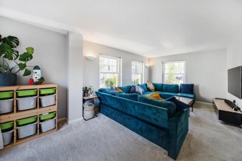 1358960-11-68da93...