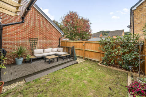 1360172-4-68e4e44...