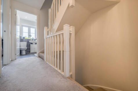 1360172-12-68e4e5...