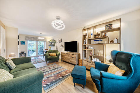 1368925-6-68ee312...