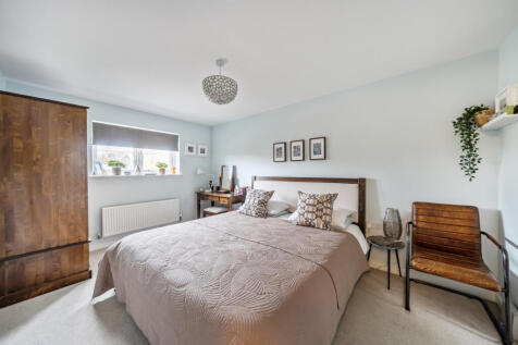 1368925-16-68ee31...