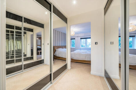 1371865-21-68fa44...